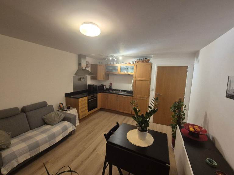 Cozy, Fully Furnished 1‑Bedroom Flat – Manchester City Centre – £1,200pcm (All Bills Included!) 