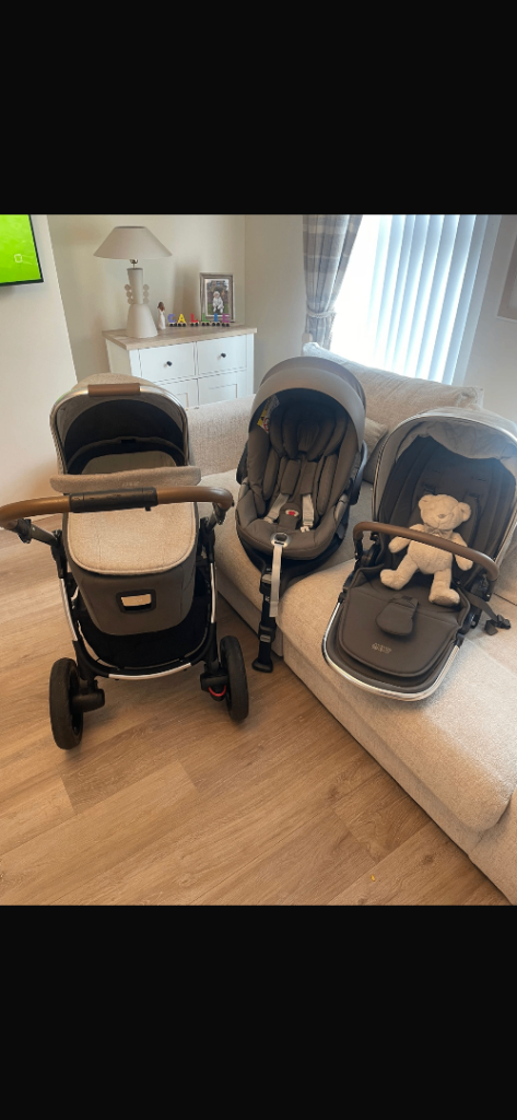 Mamas & Papas Ocarro 3 in 1 Pram and Travel System