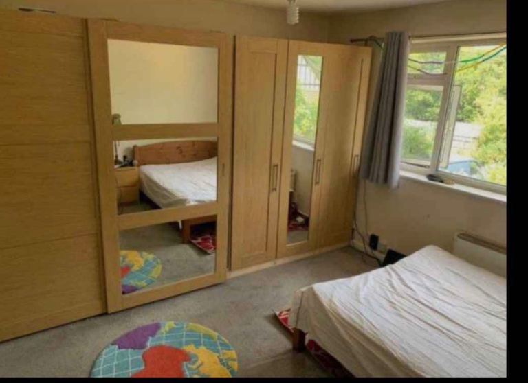 DOUBLE ROOM for rent Staines tw19