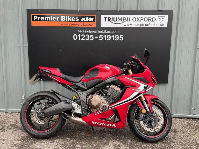 Stunning 2019/19 Honda CBR650R Motorcycle 