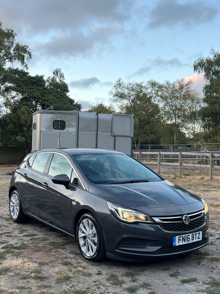 Vauxhall, ASTRA, Hatchback, 2016, Manual, 1598 (cc), 5 doors