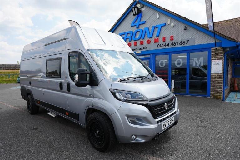 Rapido DREAMER FAMILY FIAT 9 SPEED 5 BERTH 5 TRAVEL SEAT MOTORHOME