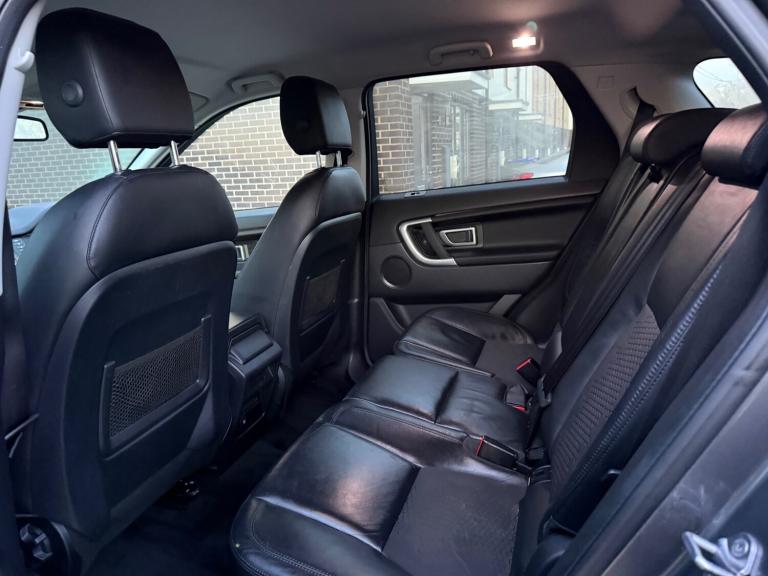 2017 Land Rover Discovery Sport 2.0 TD4 180 SE Tech 5dr Auto ESTATE Diesel Automatic