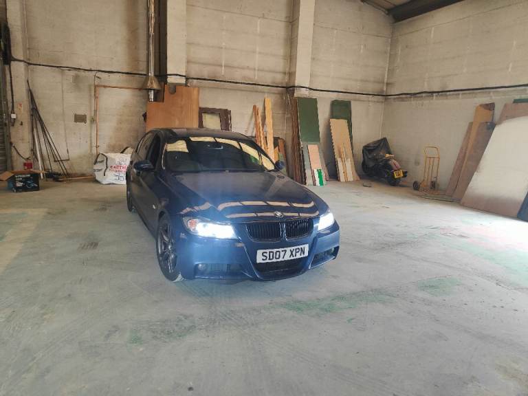BMW, 3 SERIES, Saloon, 2007, Manual, 2993 (cc), 4 doors