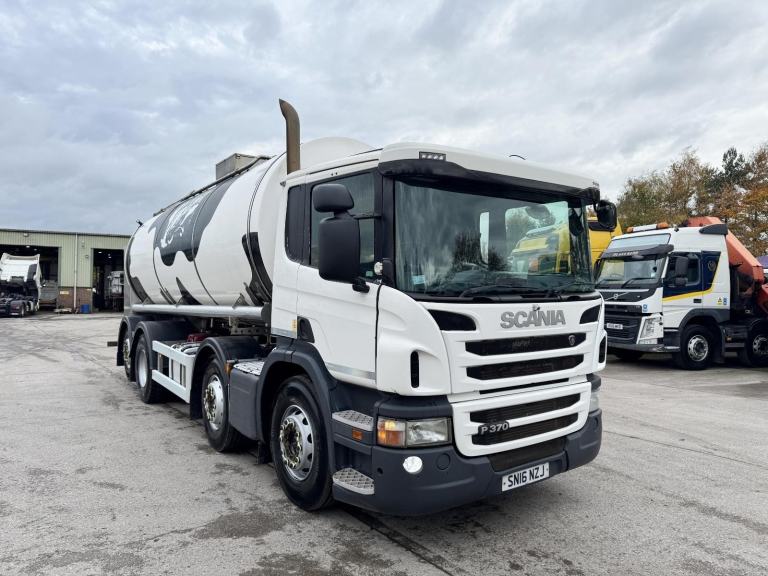 2016 SCANIA P370 8X2 MILK/WATER TANKER, 20,100 LITRE STAINLESS STEEL TANK
