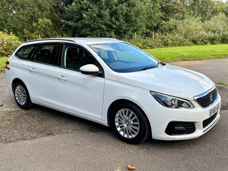 68reg Peugeot 308 Estate 1.6 Diesel Full Service History 
