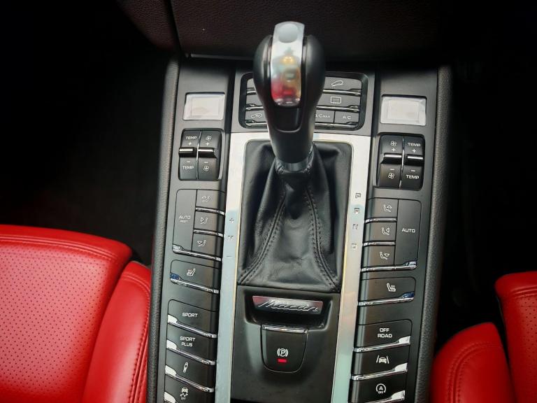 2015 Porsche Macan 3.0 V6 S SUV 5dr Petrol PDK 4WD Euro 6 (s/s) (340 ps) ESTATE Petrol Automatic