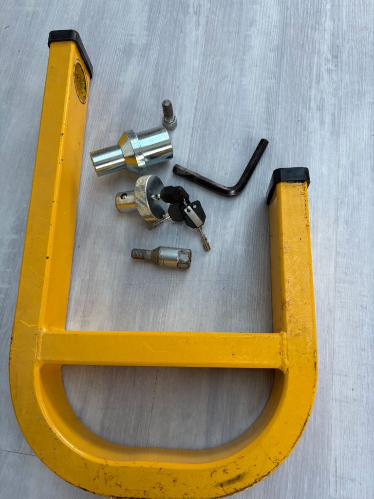 Wheel clamp