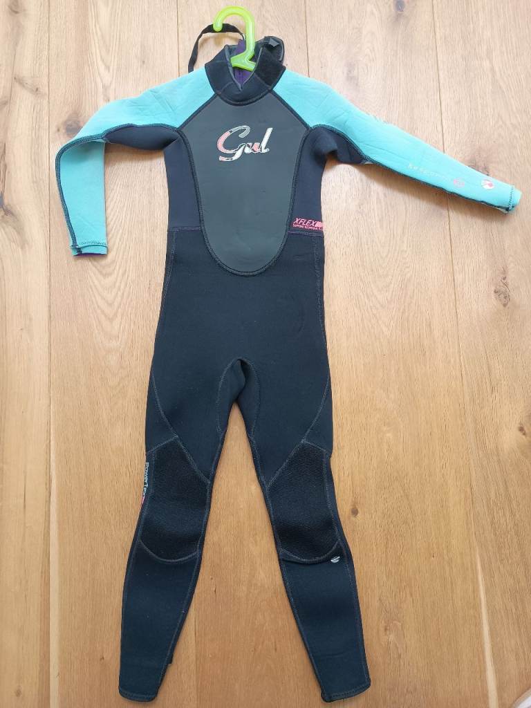 Gul kids full wetsuit – size J2XS (124–132cm) age 6/7 approx