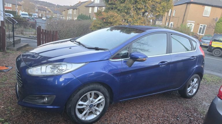 Ford, FIESTA, Hatchback, 2015, Manual, 1241 (cc), 5 doors