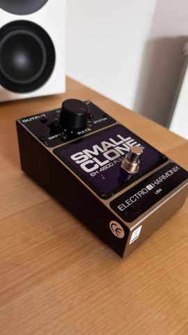 Electro Harmonix Small Clone Chorus pedal, £80.00 for Sale in