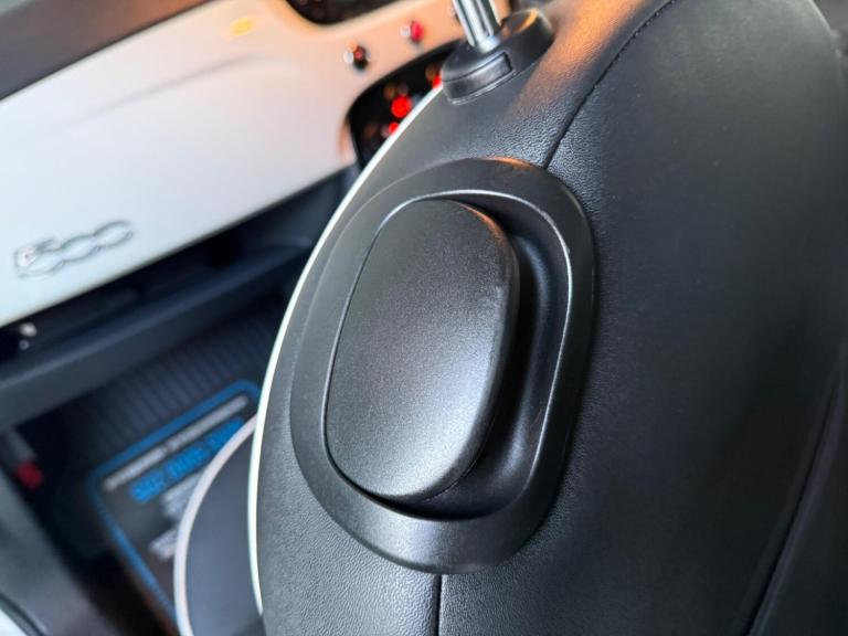 2015 Fiat 500 1.2 Lounge 3dr Dualogic [Start Stop] HATCHBACK PETROL Automatic