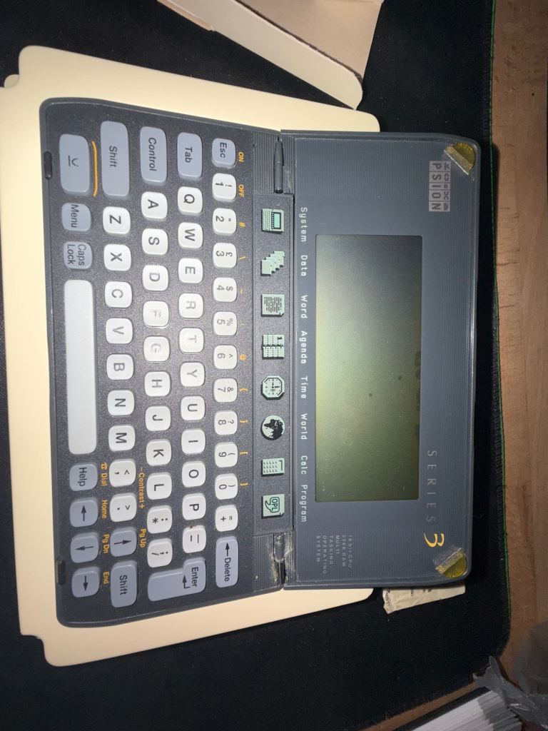 Very Rare PSION Series 3 Worlds smallest Computer 