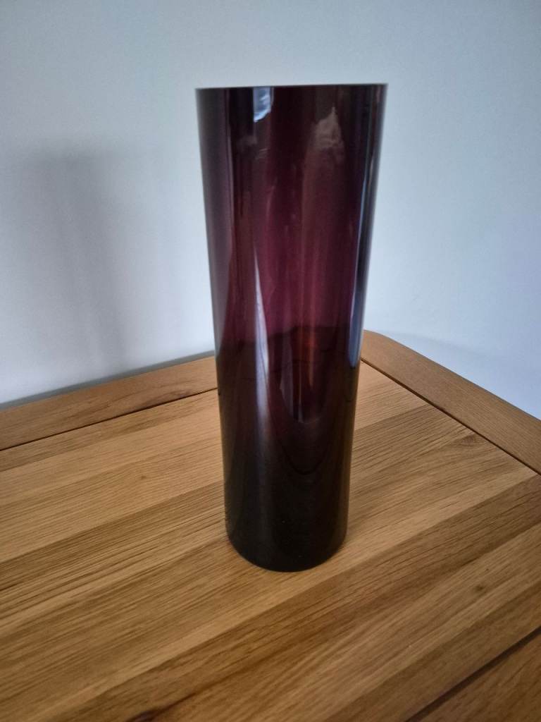 Purple/aubergine cylinder glass vase 
