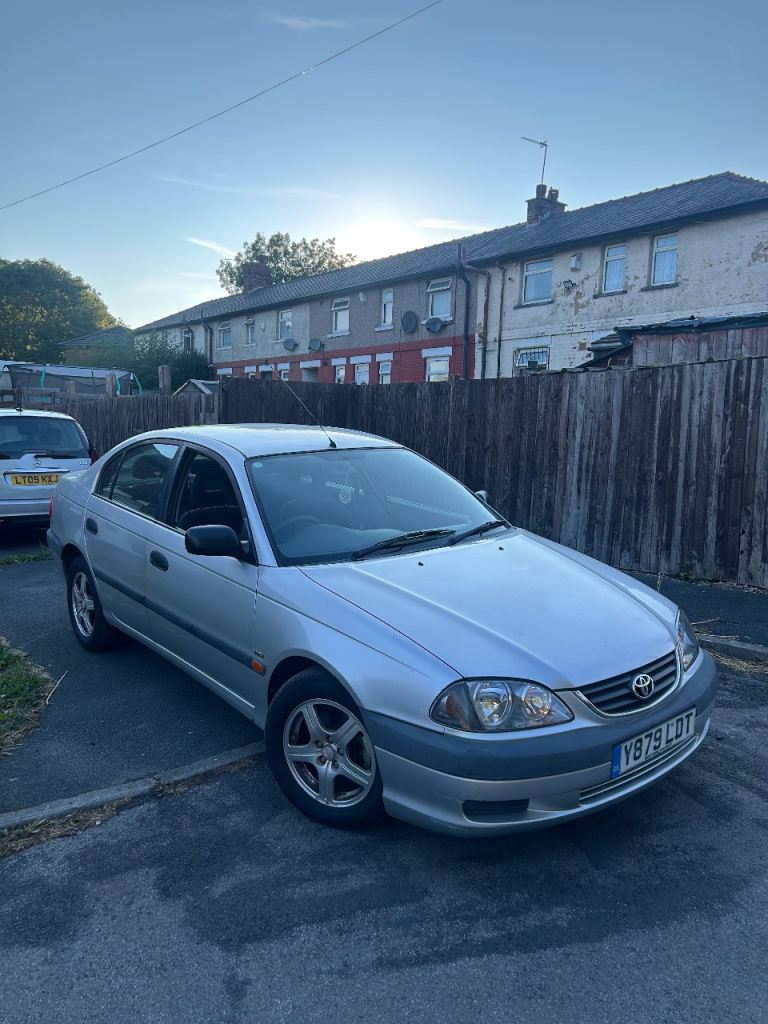 Toyota, AVENSIS, Saloon, 2001, Manual, 1598 (cc), 4 doors