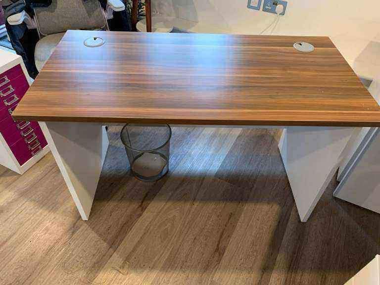 5 x £85 each White walnut office computer task study desk £75 each Croydon, London