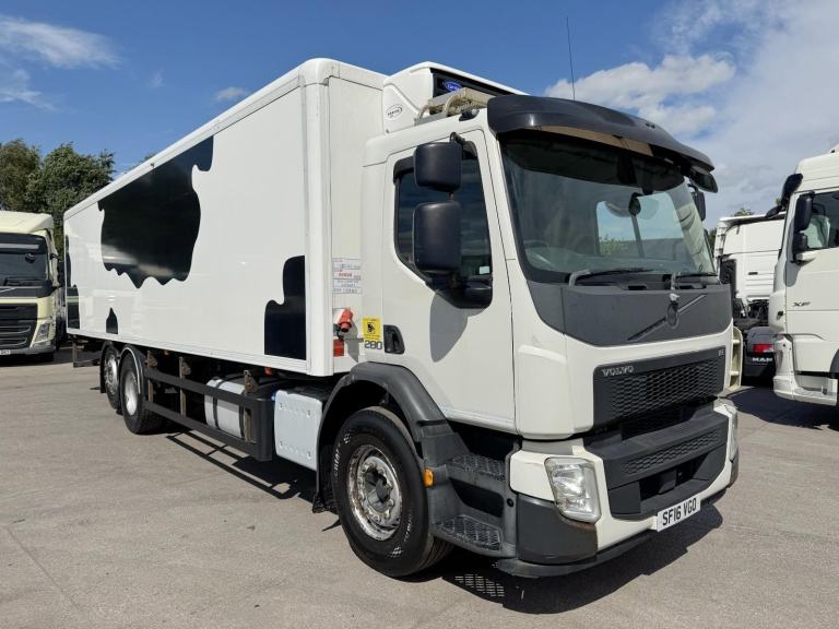 2016 VOLVO FE 280 6X2 REAR LIFT FRIDGE
