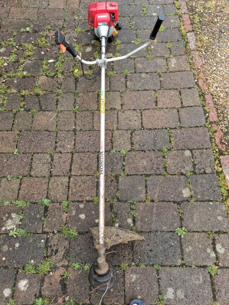 Honda UMK422 Strimmer