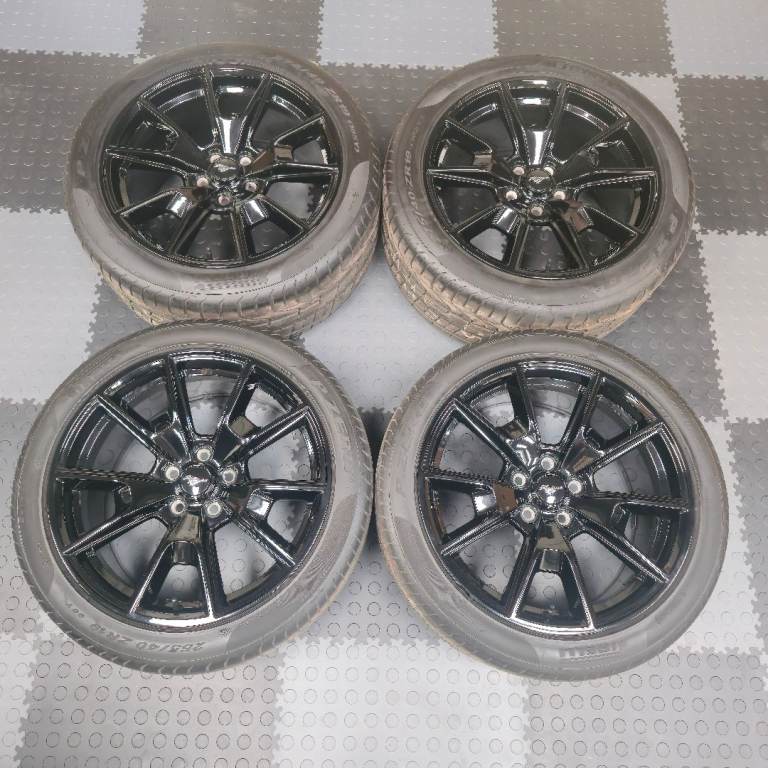 Genuine Ford Mustang 19" Alloy Wheels 5 Spoke FR3C-1007-MA