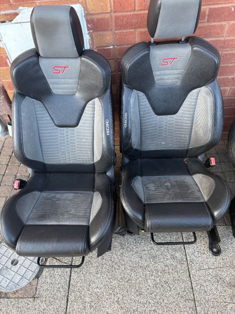 Recaro Ford Focus ST Car Seats - Front Pair & Rear Bench
