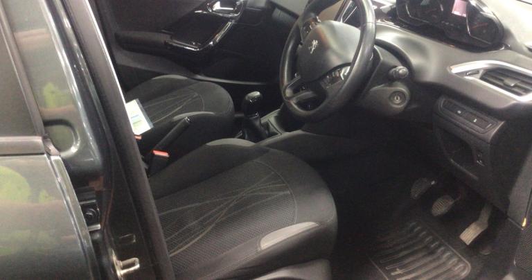 2013 Peugeot 208 1.4 HDi Active 5dr HATCHBACK Diesel Manual