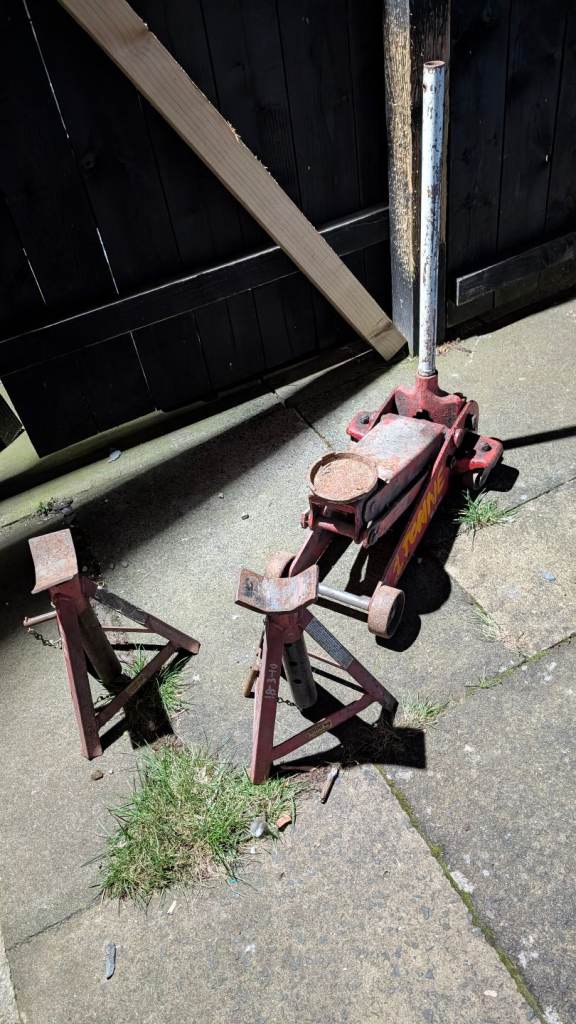 Axel stands and Car Jack