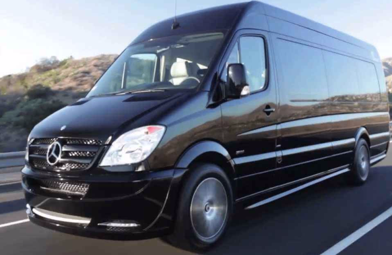 man with van delivery service van hire rental mover 07—473775139 