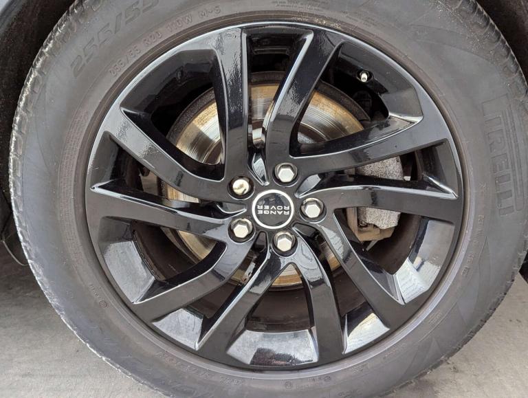 2017 Land Rover Discovery 3.0 Discovery HSE TD6 Auto 4WD 5dr SUV Diesel Automatic