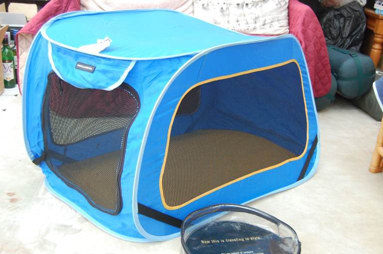Large Portable Pet Pop Up Kennel