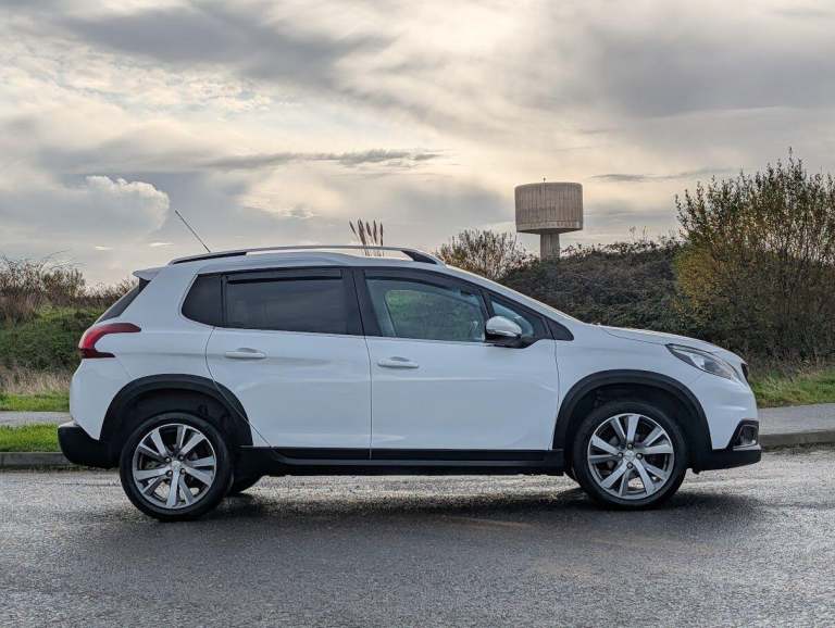 2017 Peugeot 2008 1.6 BlueHDi 100 Allure 5dr HATCHBACK DIESEL Manual