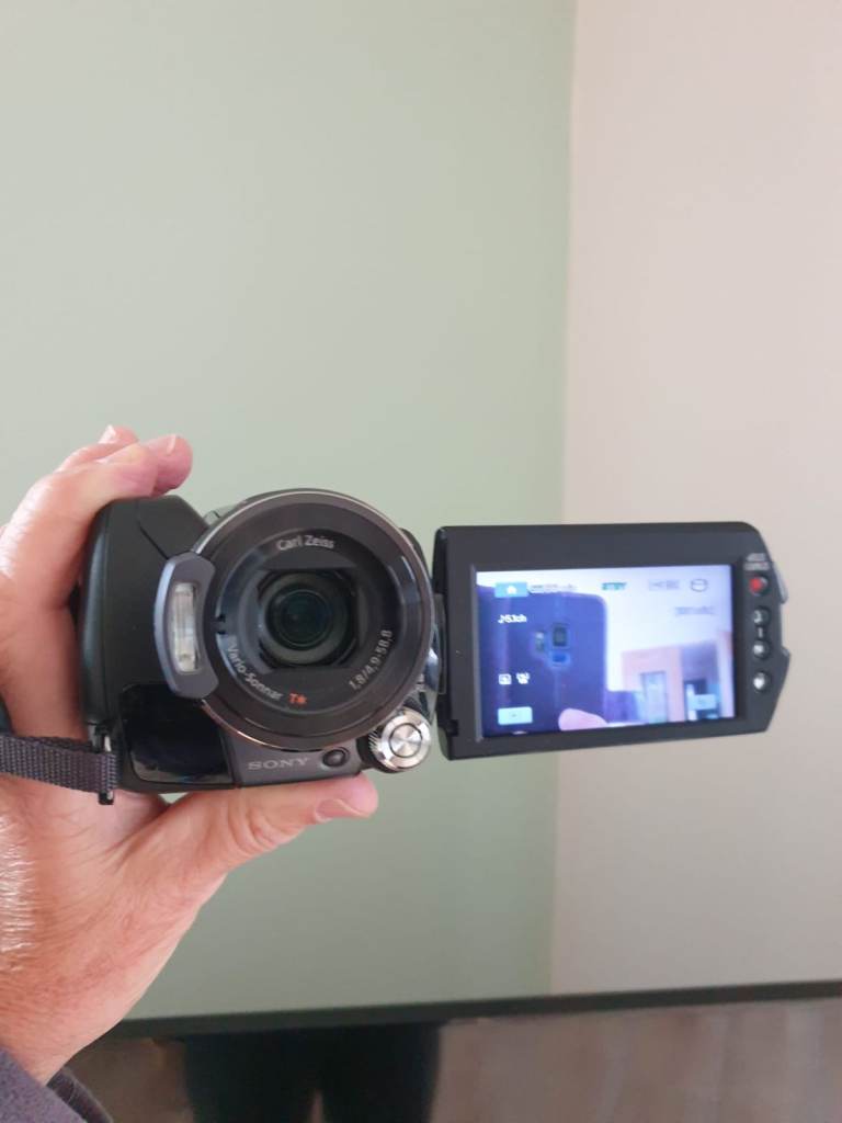 Sony HDR-S511E Camcorder with camera bah