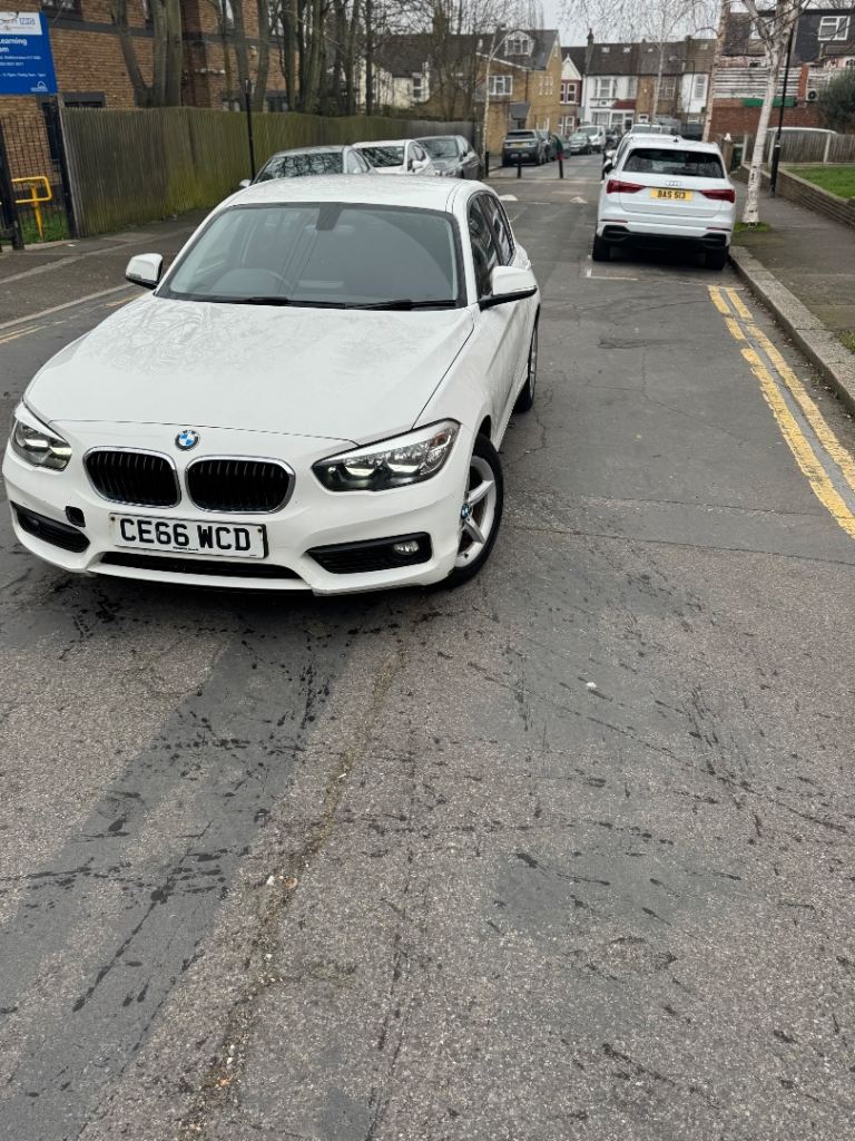 BMW, 1 SERIES, Hatchback, 2016, Manual, 1496 (cc), 5 doors