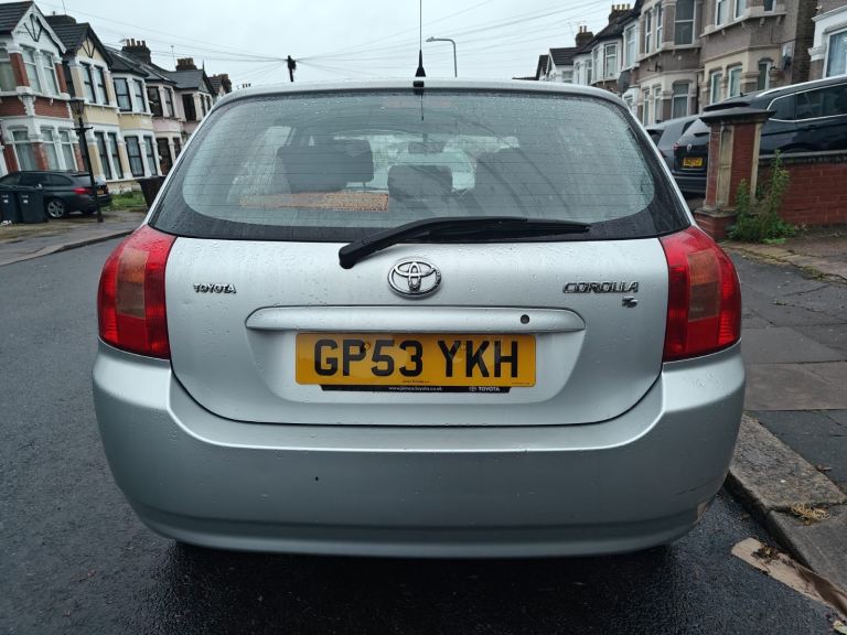 Toyota, COROLLA, Hatchback, 2004, Manual, 1598 (cc), 5 doors