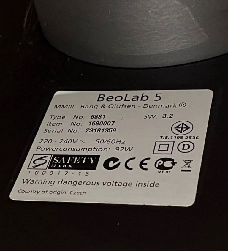 Bang & Olufsen Beolab 5 speakers