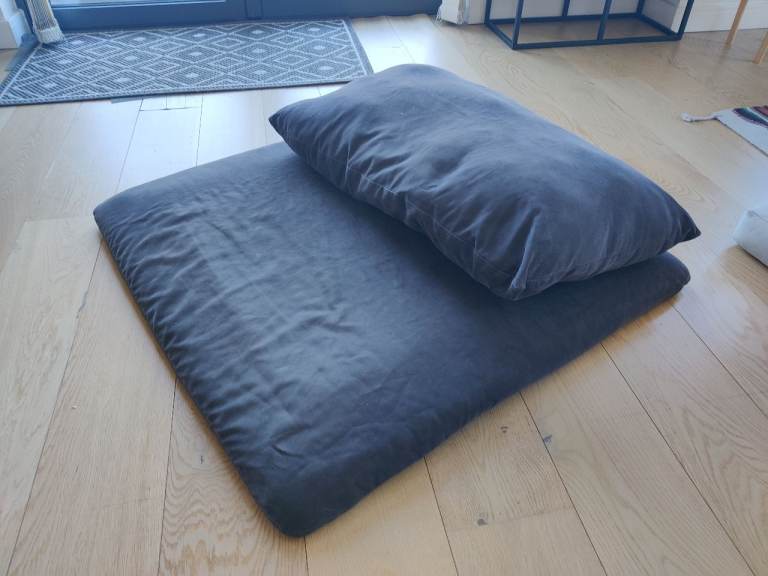 Dog Bed