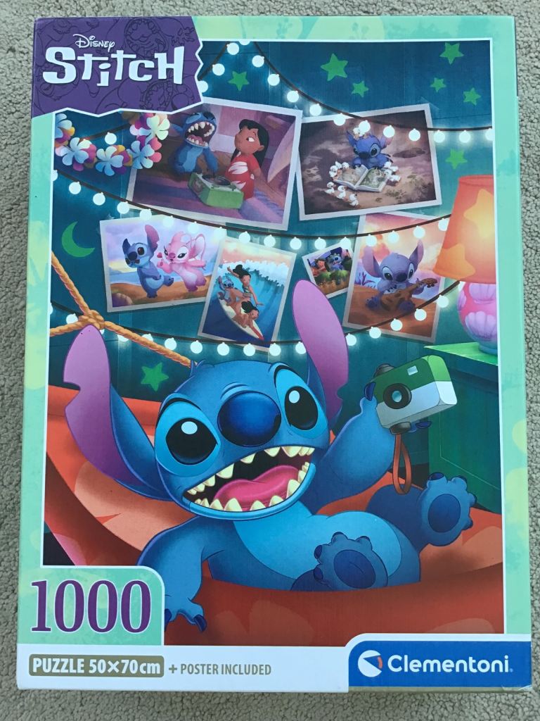 Clementoni ‘Disney Stitch’ 1000 Piece Jigsaw Puzzle + Poster