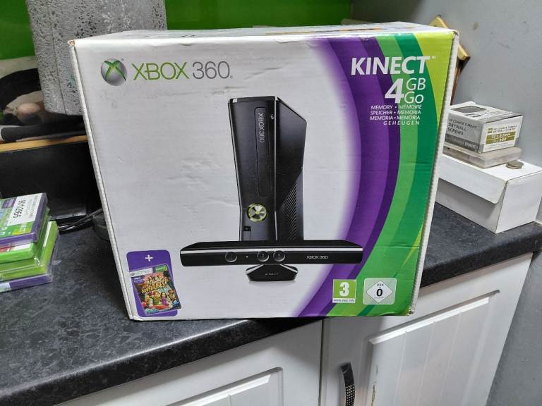 Xbox 360 Kinnect  Console 