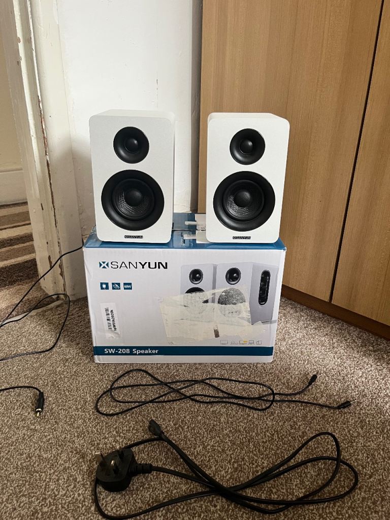 Sanyun SW-208 Bluetooth Bookshelf Speakers white - 60w