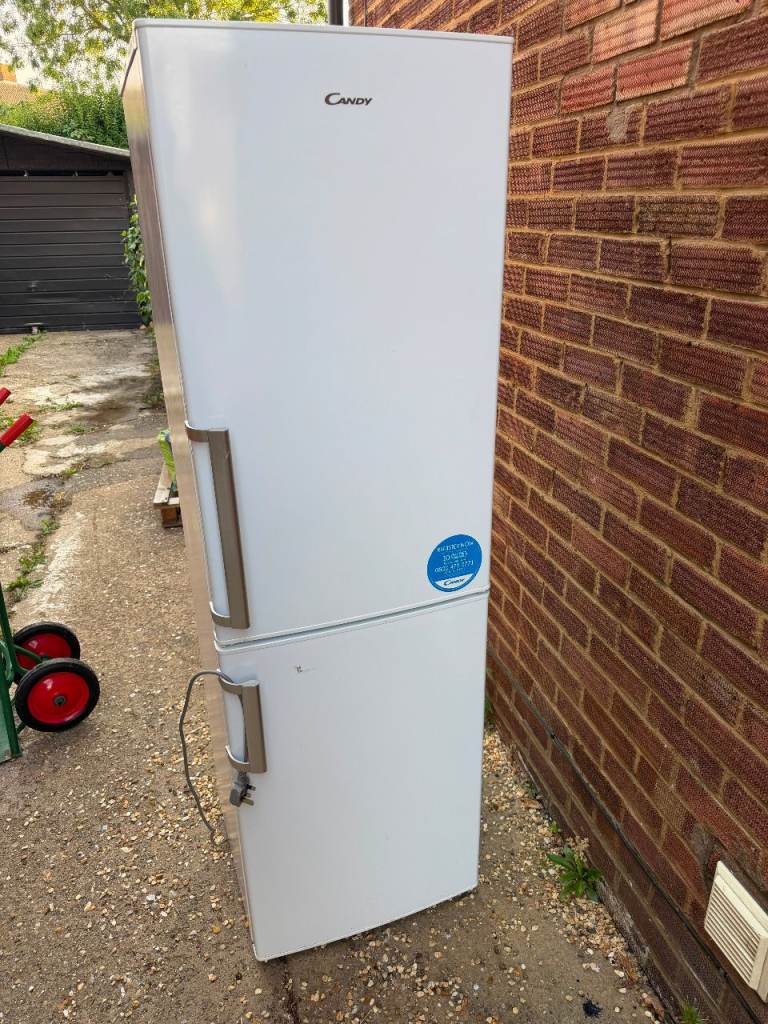 Candy White Fridge Freezer for £130– Good Condition