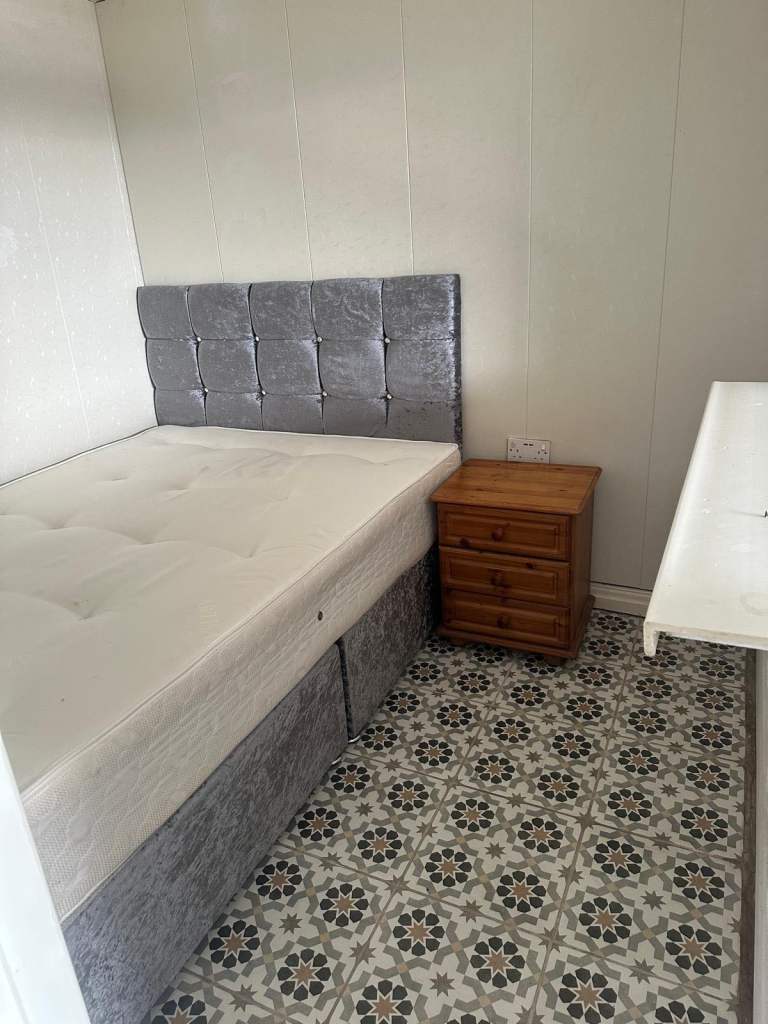 One bedroom flat to rent- Selby Road, LS15