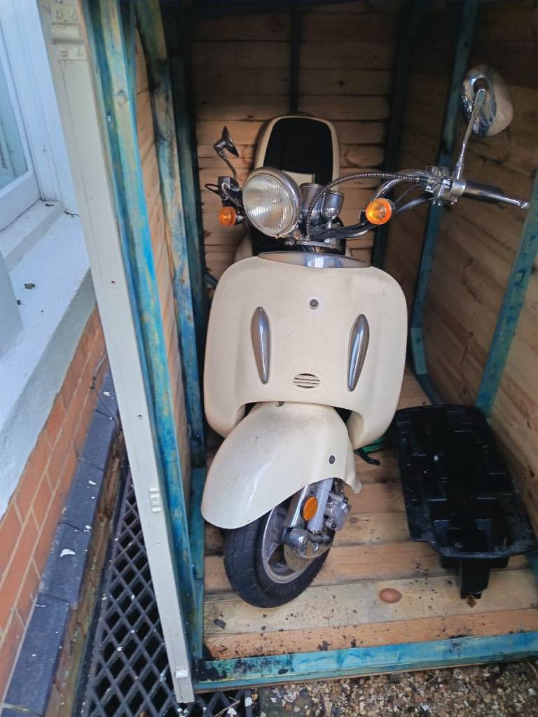 Moped 125cc Znen