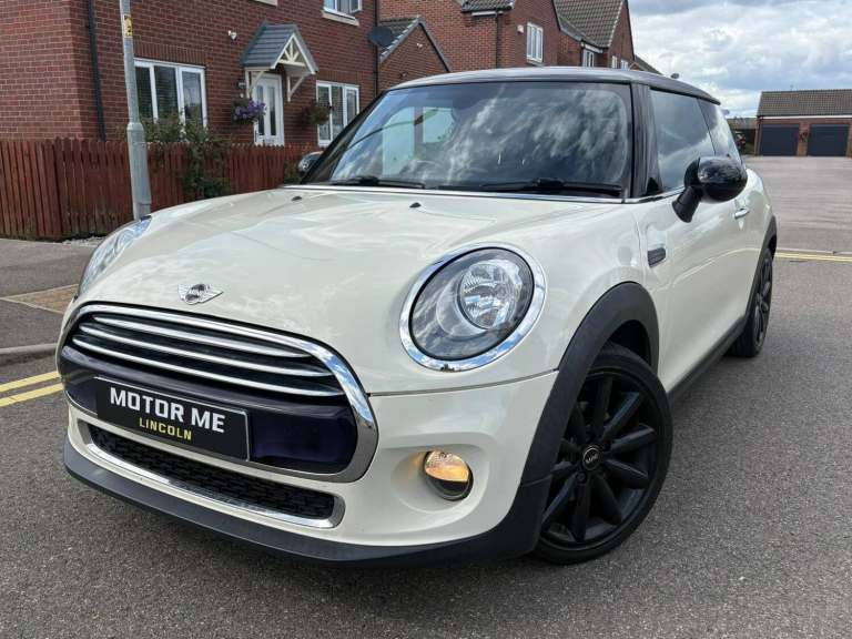 2015 MINI Hatch 1.5 Cooper Hatchback 3dr Petrol Manual Euro 6 (s/s) (136 ps) Hatchback Petrol Manual