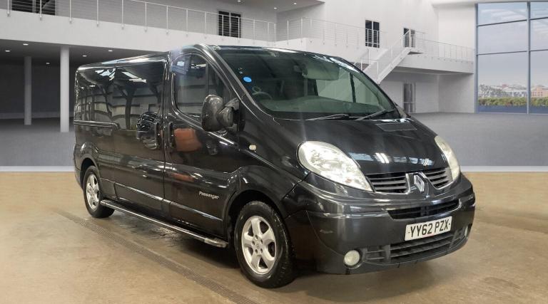 RENAULT TRAFIC 2.0 2012