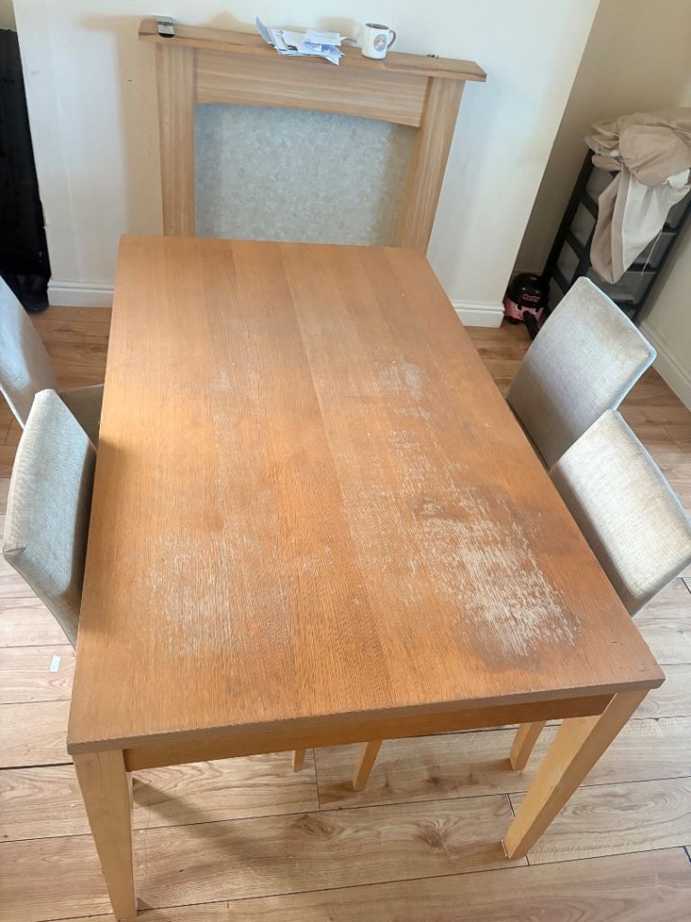 Oak Dining Table & 4 Chairs 