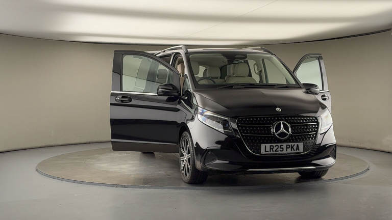 2025 Mercedes-Benz V-Class 2.0 V220d Premium MPV 5dr Diesel G-Tronic+ Euro 6 (s/s) (8 Seat, Extra...