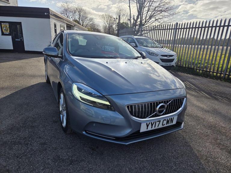 2017 Volvo V40 2.0 D2 Inscription Euro 6 (s/s) 5dr HATCHBACK Diesel Manual