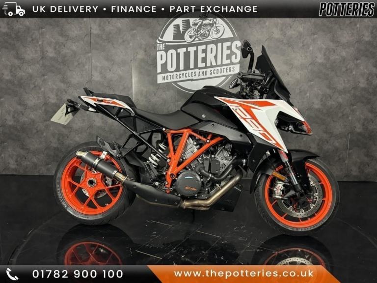 2020 KTM 1290 SuperDuke GT