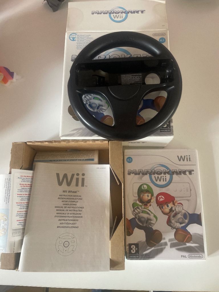 Nintendo Wii Mario Kart Game with Wheel - Good Condition