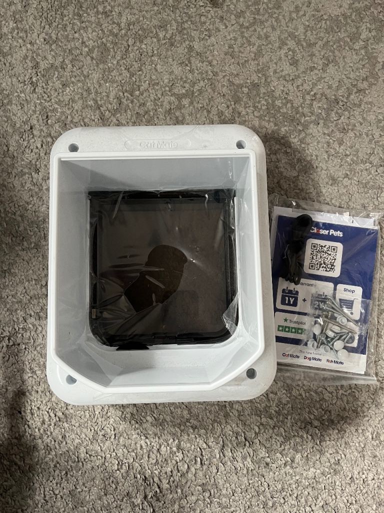 Cat mate cat flap