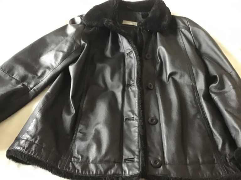 Vintage Wallis Ladies Leather Fur Trim Fully lined Jacket 12/14 